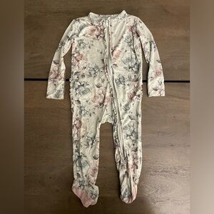 Posh Peanut floral ruffle footies 12-18 months